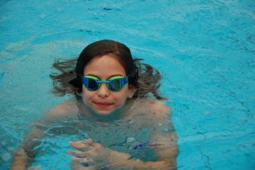 קורס מדריכי שחייה: איך מטפלים בפחד מים אצל ילדים ומבוגרים